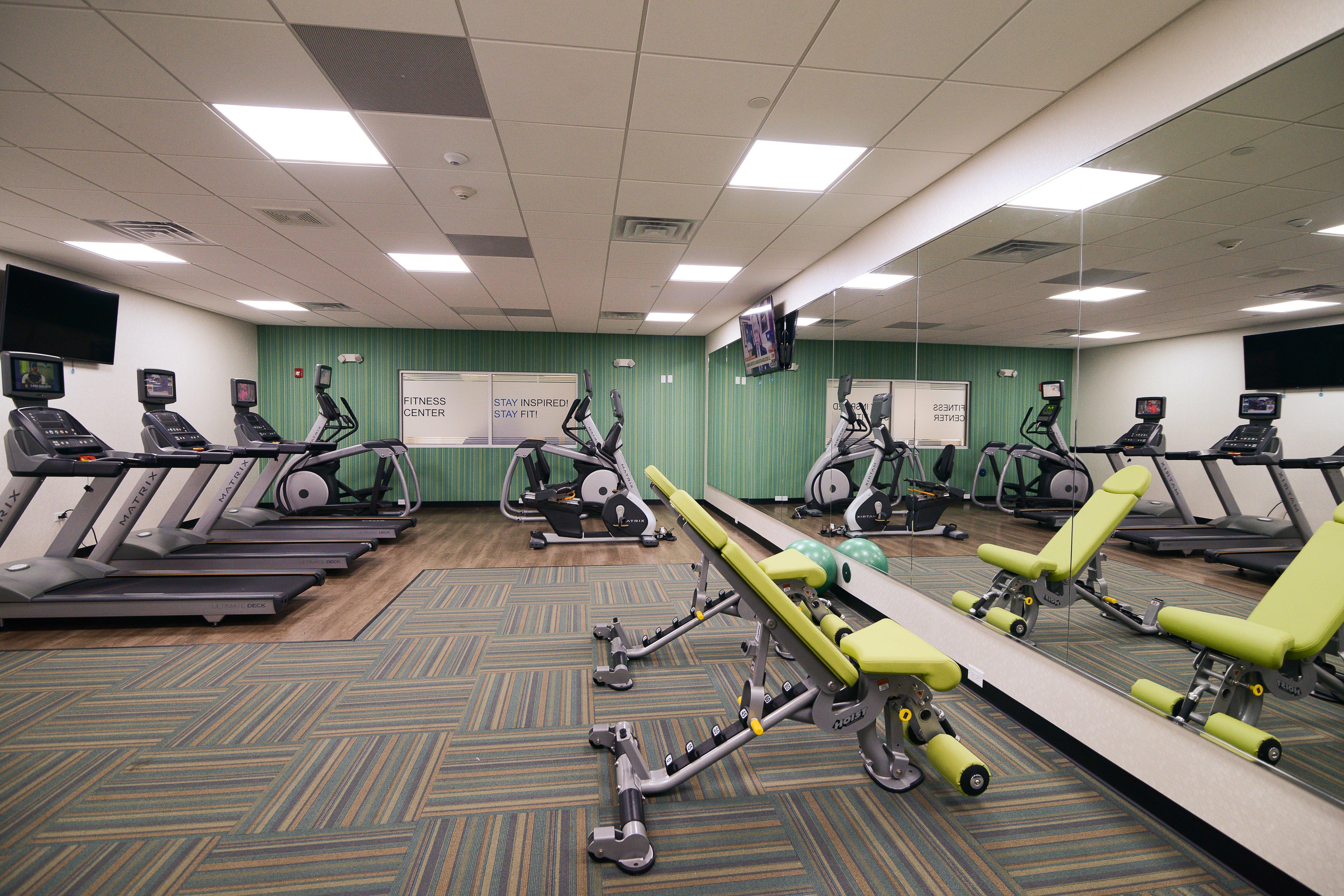 Holiday Inn Express & Suites Chicago North Shore - Niles By Ihg Esterno foto